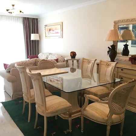 Appartamento 2 Bed Apartment With Fantastic Views *