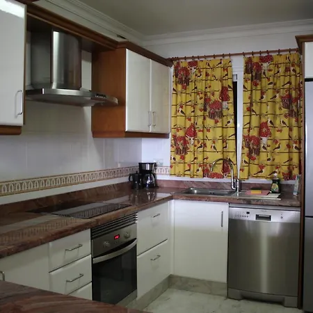 2 Bed Apartment With Fantastic Views Appartamento