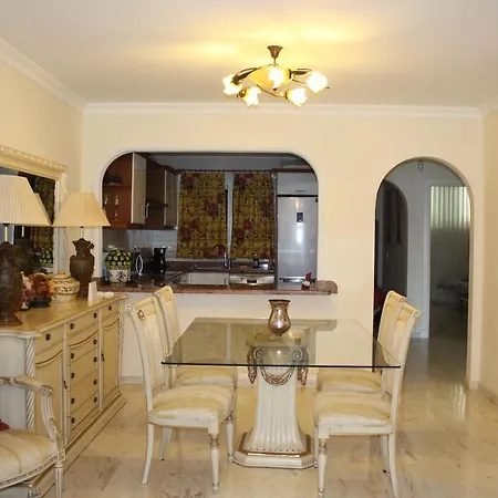 Apartmán 2 Bed Apartment With Fantastic Views *